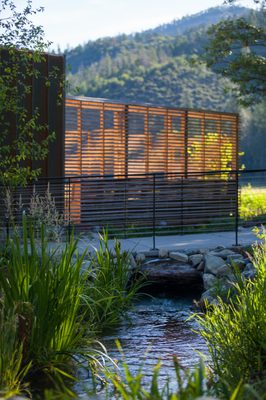 Cowhorn Vineyard & Garden by null