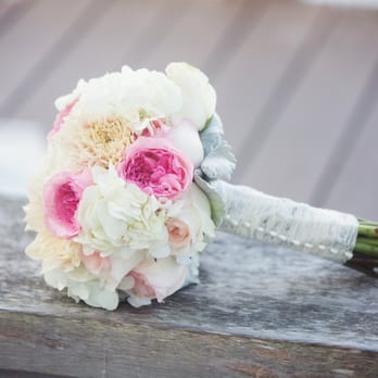 Floral Creations By Nasreen - Wedding Planning Near Me Floral Creations By Nasreen - Wedding Planning Near Me