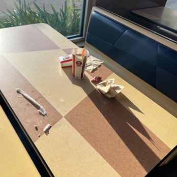 KFC - Nasty dirty table - Fast Food Near Me - Citrus Heights, California