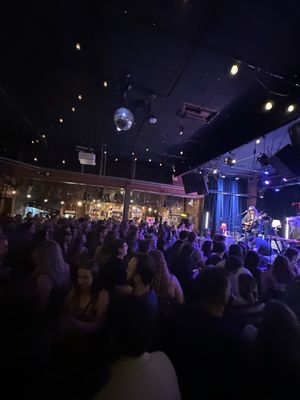 Tractor Tavern by null