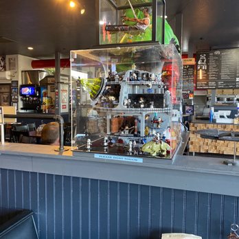 Bulldog Pub & Grub - Sandwiches Near Me - Greeley, Colorado