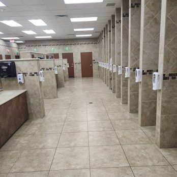 Buc-ee's - Clean of course - Convenience Stores Near Me - Berthoud, Colorado