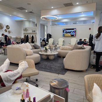 Magic Nails Spa - Nail Salons Near Me - Countryside, Illinois