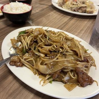 Meimei's Dim Sum House - Beef Ho fun - Chinese Near Me - Grovetown, Georgia Meimei's Dim Sum House - Beef Ho fun - Chinese Near Me - Grovetown, Georgia
