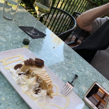 River's Edge Restaurant - Steakhouses Near Me - Grants Pass, Oregon