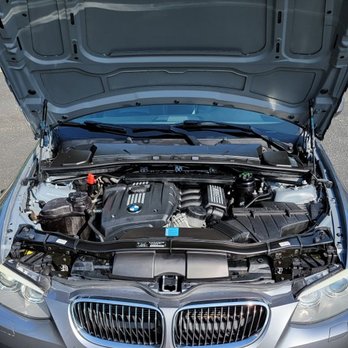 Mr Nice Car Mobile Auto Detailing - Engine compartment is super clean. - Auto Detailing Near Me - Horseshoe Bay, Texas Mr Nice Car Mobile Auto Detailing - Engine compartment is super clean. - Auto Detailing Near Me - Horseshoe Bay, Texas