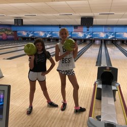 Lariat Lanes