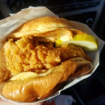 Popeyes Louisiana Kitchen - Best dern chicken sando ever! - Chicken Wings Near Me - Reno, Nevada Popeyes Louisiana Kitchen - Best dern chicken sando ever! - Chicken Wings Near Me - Reno, Nevada