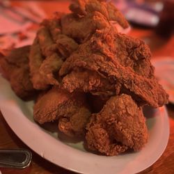 Babe's Chicken Dinner House - Best fried chicken
