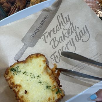 Tous Les Jours - Bakeries Near Me - Brentwood, California