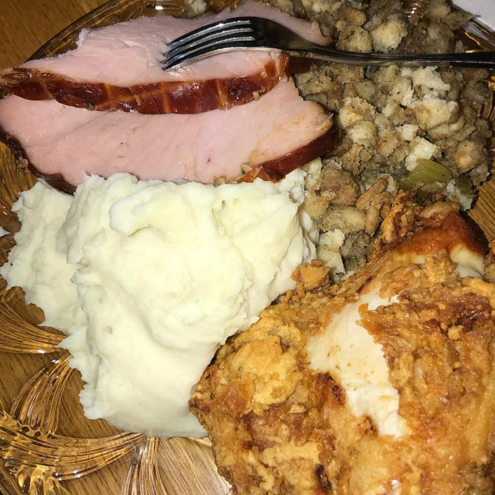 West Wind Supper Club - American Near Me - River Falls, Wisconsin