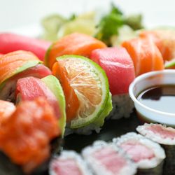 Lin's Sushi, Poke & Ramen