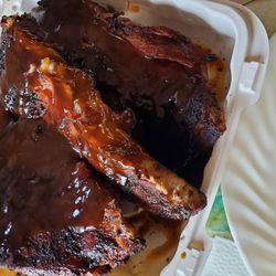 Ms Annie's BBQ Pitt