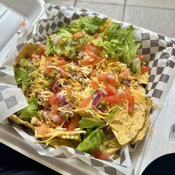 TrainReck Tacos - Nachos