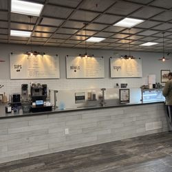 Seven Scoops & Sips - Counter where you order