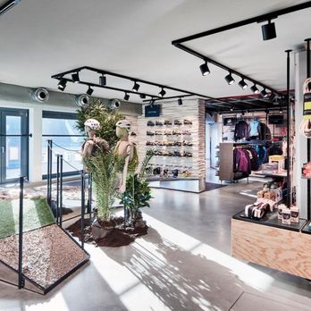 SportScheck - Ski & Snowboard Shops Near Me - Nuremberg, BY