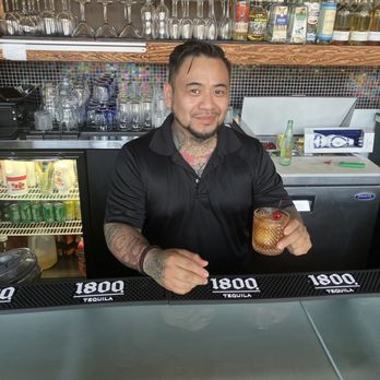 Sal Pique - Johnie aka Carlos - Mexican Near Me - Park Ridge, Illinois