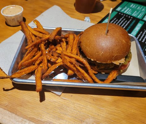 Hopdoddy Burger Bar by null