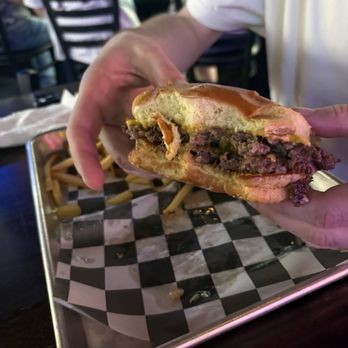 Arctic Wolf Ale House - OG Burger - Sports Bars Near Me - West Dundee, Illinois