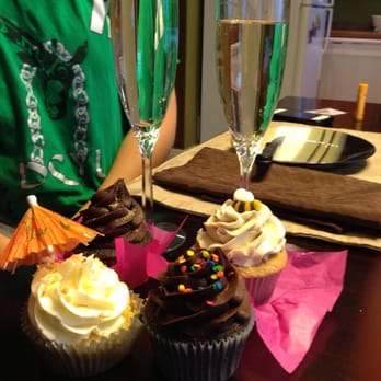 Baker's Boutique - Piña colada, chocolate old school, sweet tea and double chocolate - Custom Cakes Near Me - Grand Junction, Colorado