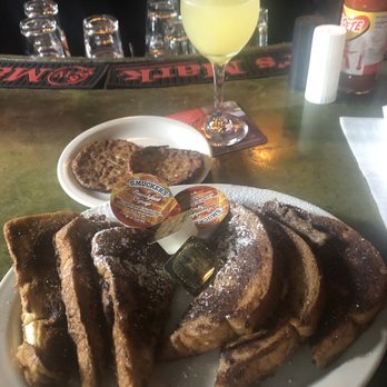 JackBeagles - French toast with a side of sausage patties & mimosa - Pubs Near Me - Charlotte, North Carolina