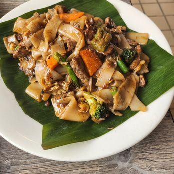 Sukho Thai Restaurant - Thai Near Me - Runnemede, New Jersey