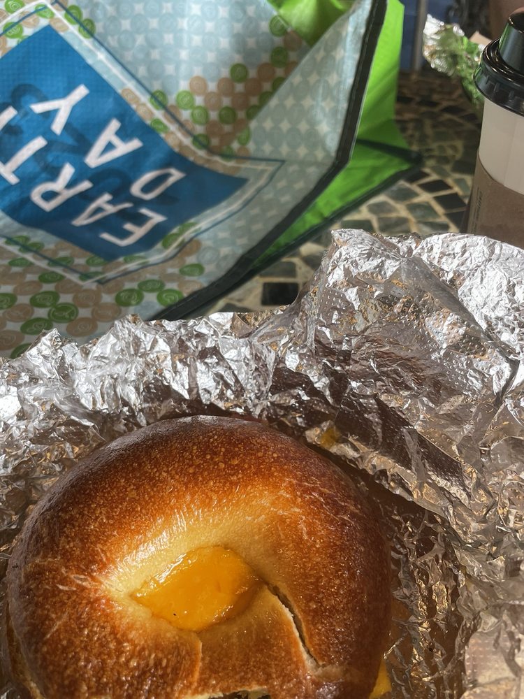 DOUGH A BAKERY BY GHOSTLIGHT Updated September 2024 600 E 2nd St