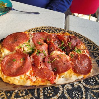 Nado Republic - Pizza picante - Wine Bars Near Me - Coronado, California