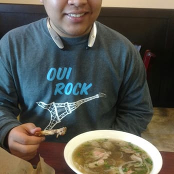 Pho Thien Vietnamese Kitchen - Yummy large portion pho. Yummy small portion wings. - Vietnamese Near Me - Naperville, Illinois Pho Thien Vietnamese Kitchen - Yummy large portion pho. Yummy small portion wings. - Vietnamese Near Me - Naperville, Illinois