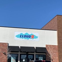 Cloud 9 Vape Pipe and Tobacco