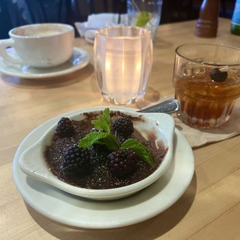 Aruffo's Italian Cuisine - Chocolate crème brûlée with mint and fresh blackberries! - Italian Near Me - Claremont, California Aruffo's Italian Cuisine - Chocolate crème brûlée with mint and fresh blackberries! - Italian Near Me - Claremont, California