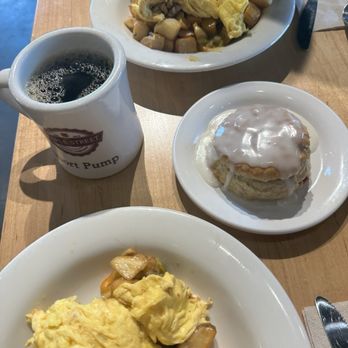 Maple Street Biscuit Company- Short Pump - Potatoes O'Ryan Bowl Maple Tap - 24 ct K-Cup Iced Cinnamon Biscuit - Breakfast & Brunch Near Me - Richmond, Virginia Maple Street Biscuit Company- Short Pump - Potatoes O'Ryan Bowl Maple Tap - 24 ct K-Cup Iced Cinnamon Biscuit - Breakfast & Brunch Near Me - Richmond, Virginia
