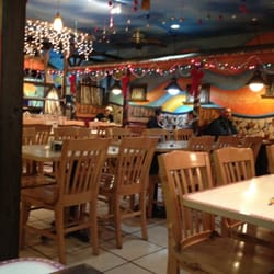El Paso Mexican Restaurant - Cute restaurant, super friendly staff, tasty drinks & delicious food! I will remember this place. Yum!