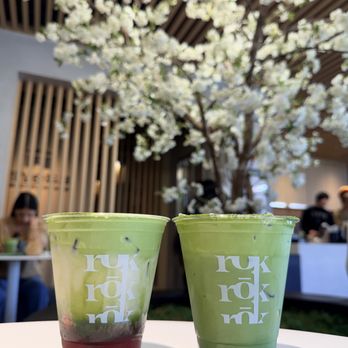 Rok - Strawberry Matcha Duo (left), Matcha Duo (right) - Coffee & Tea Near Me - Los Angeles, California Rok - Strawberry Matcha Duo (left), Matcha Duo (right) - Coffee & Tea Near Me - Los Angeles, California