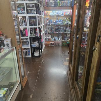 Downtown Toys N Comics - Toy Stores Near Me - Bakersfield, California Downtown Toys N Comics - Toy Stores Near Me - Bakersfield, California