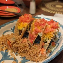 Lupe Tortilla Mexican Restaurant - Crispy beef tacos