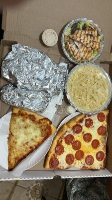 Grand Avenue Pizza by null