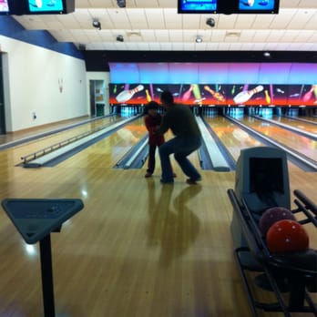 Sparetime Bowling - Bowling Near Me - CT, Connecticut