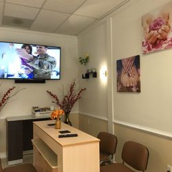 Polishes Nail & spa - Polishes Nail & Spa