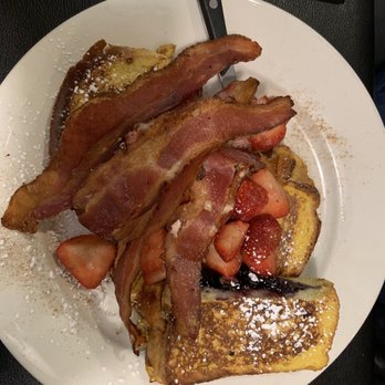 Maureen's Kitchen - Breakfast & Brunch Near Me - Smithtown, New York
