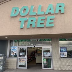 Dollar Tree - Front entrance