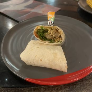 Nando's - Vegetarian Chik'n Wrap - Chicken Shop Near Me - London, XGL