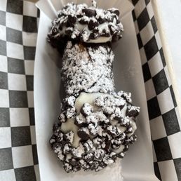 Chocolate Shell Cannoli