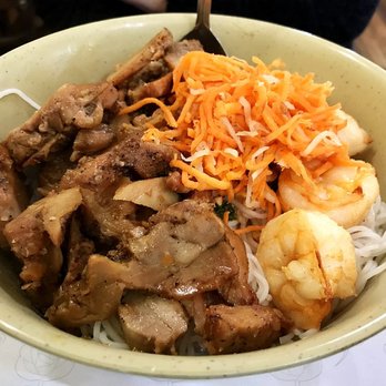 Saigon City - Vermicelli with grilled chicken and shrimps - Vietnamese Near Me - San Mateo, California Saigon City - Vermicelli with grilled chicken and shrimps - Vietnamese Near Me - San Mateo, California