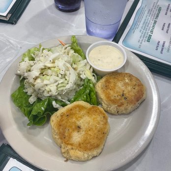 RC Otters Island Eats - Crab cakes - Breakfast & Brunch Near Me - Captiva Island, Florida