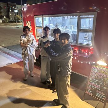ChickenBully - Food truck - Food Trucks Near Me ChickenBully - Food truck - Food Trucks Near Me