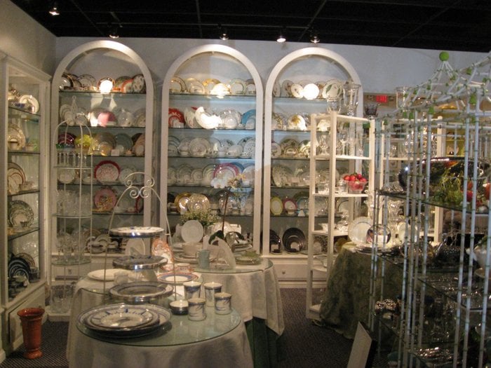 QUINTESSENTIALS Updated October 2024 4209 Lassiter Mill Rd, Raleigh, North Carolina Home