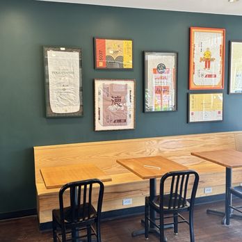 G Cafe Bakery - Seating area - Bakeries Near Me - New Haven, Connecticut