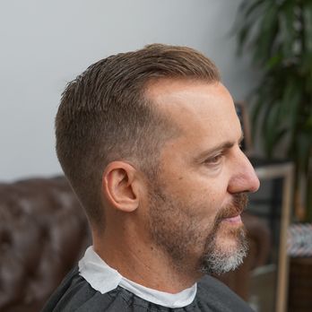 Beachside Barbers - Combed over side part - Barbers Near Me - Carpinteria, California