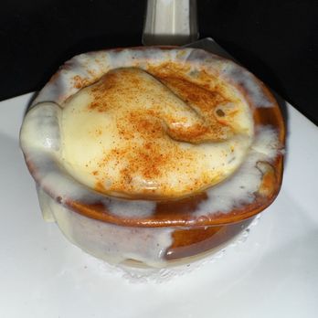 Nunzi's American Bistro - French Onion Soup - Bars Near Me - Franklin Square, New York